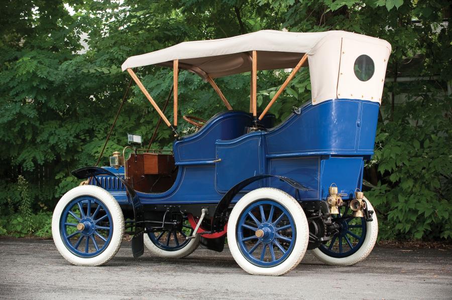  Cadillac Model F 4-Passenger Touring 1904 года  (фото 2 из 19)